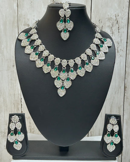 Necklace set