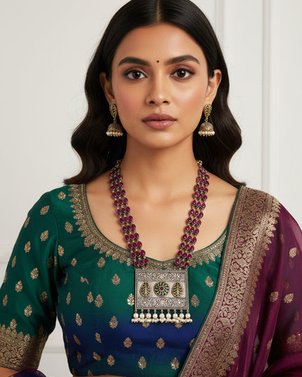 Dual tone necklace set