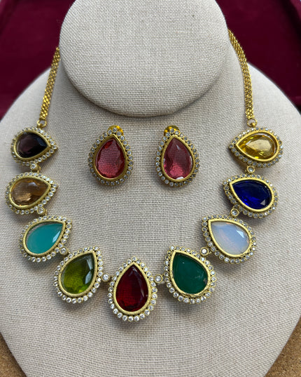 Multi color stone necklace set